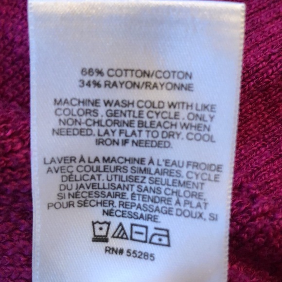 💓 Express Cross tie detail V-Neck open shoulders long sleeved fuchsia sweater - Picture 10 of 10